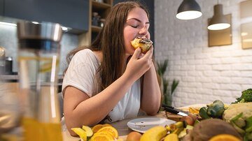 Semana da Obesidade 2020: “Desordem Alimentar ” Reduzida Após Adolescentes Submetidos à Cirurgia Bariátrica