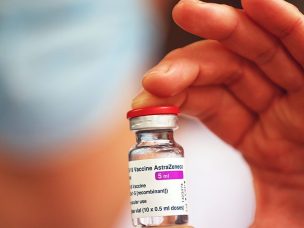 Vacina AstraZeneca: Intervalo de Dosagem de 3 Meses pode Ser Preferível