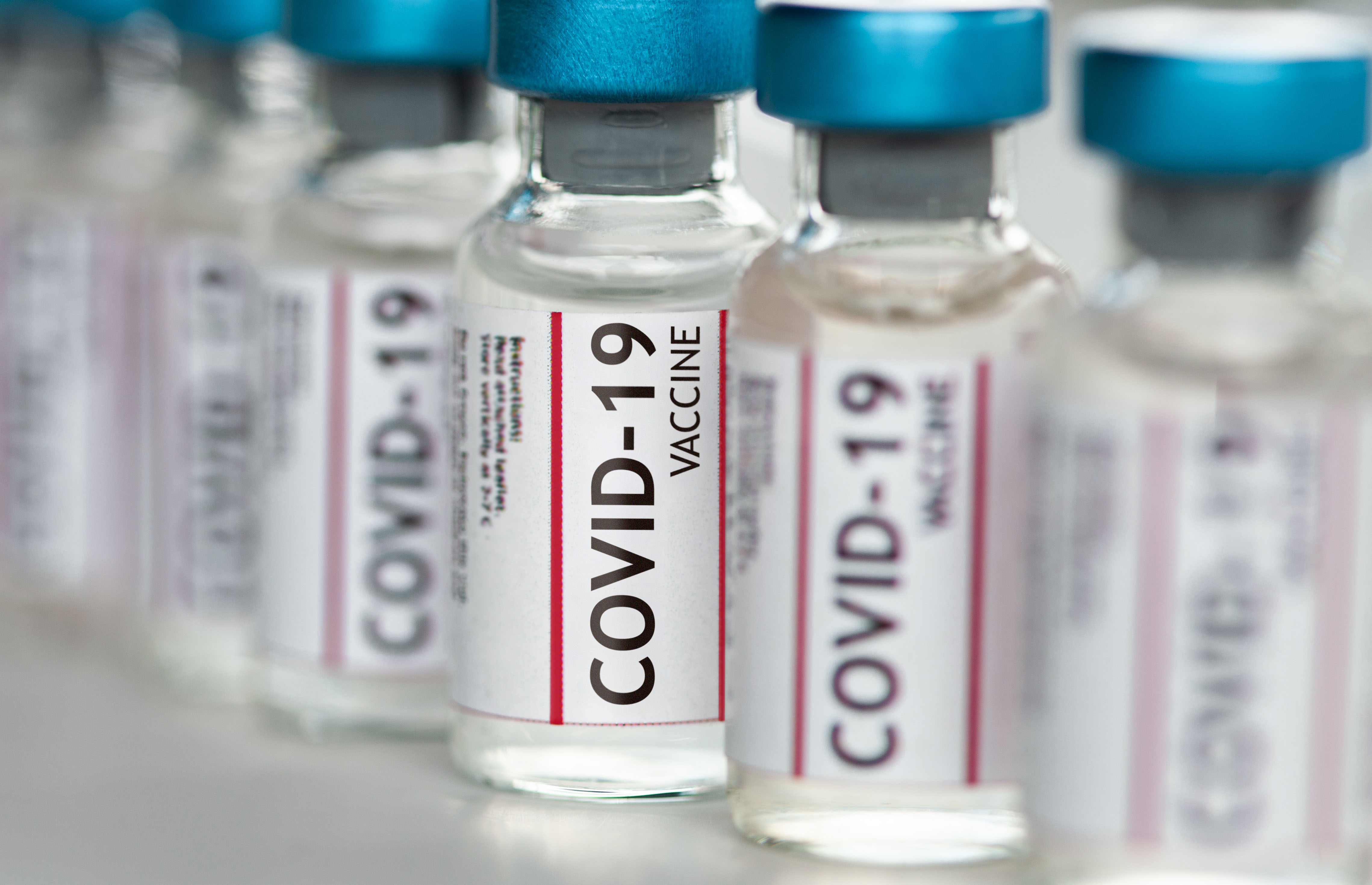 COVID-19: FDA Aprova Vacina da Pfizer para Pessoas 65 anos ou Mais, Aqueles Com Alto Risco