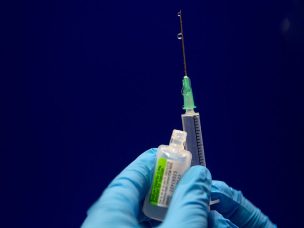 COVID-19: Vacinas de mRNA Fornecem Proteção Durável Contra Doenças Graves